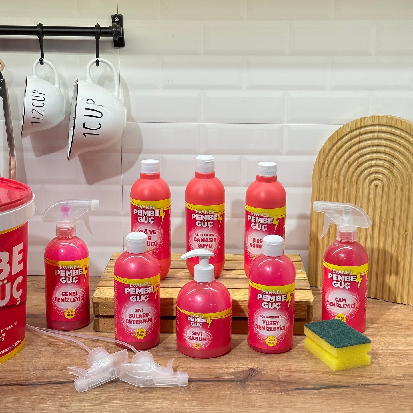 EVANEV Pembe Güç 12 Parça Yüksek Kaliteli Temizlik Ürünleri Tek Kovada (1 Hafta Tanıtım Fiyatı)