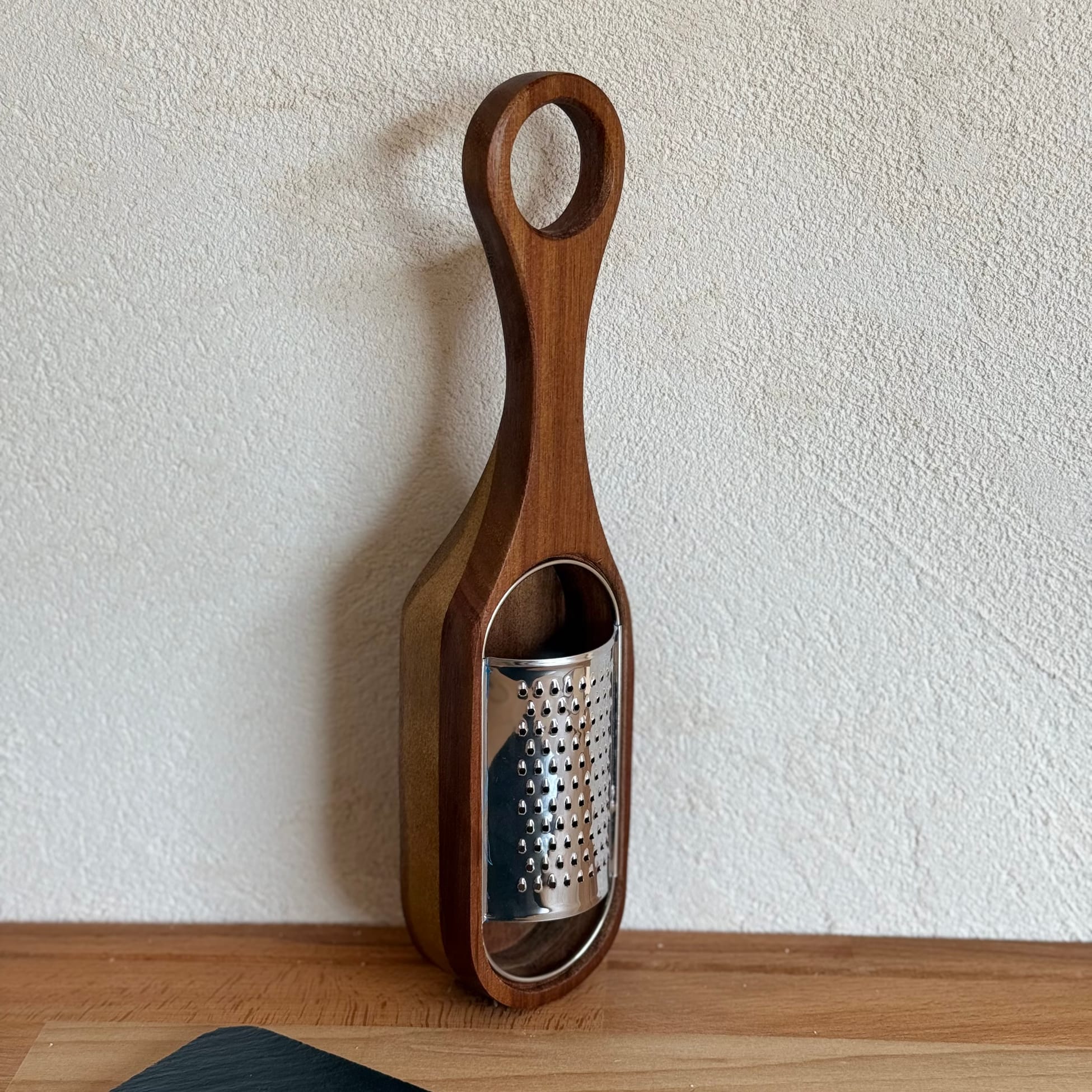 Akasya Ağacı Tutmalı Sarımsak Rende 30x6,5x3,5 cm (SÜPER FİYAT)