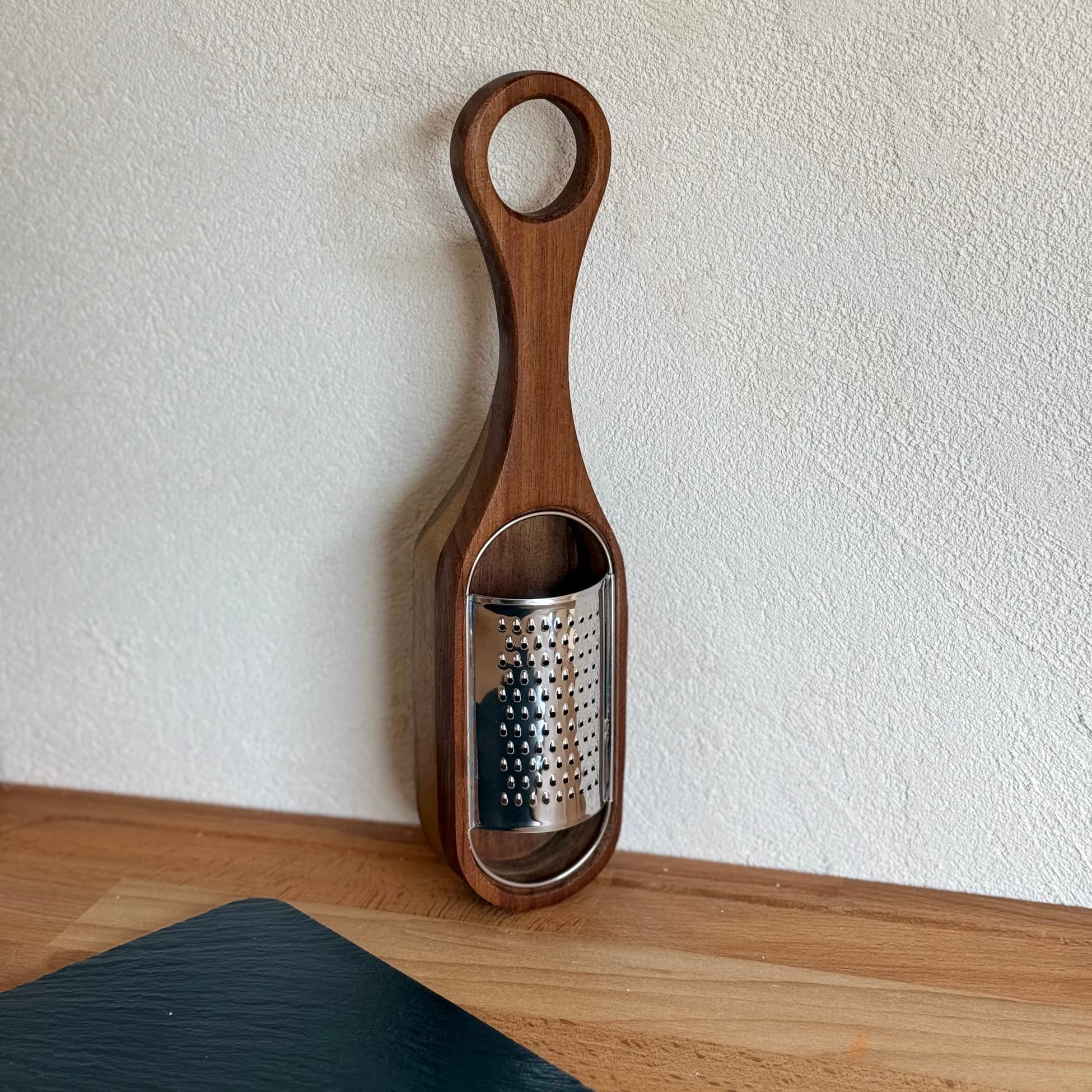 Akasya Ağacı Tutmalı Sarımsak Rende 30x6,5x3,5 cm (SÜPER FİYAT)