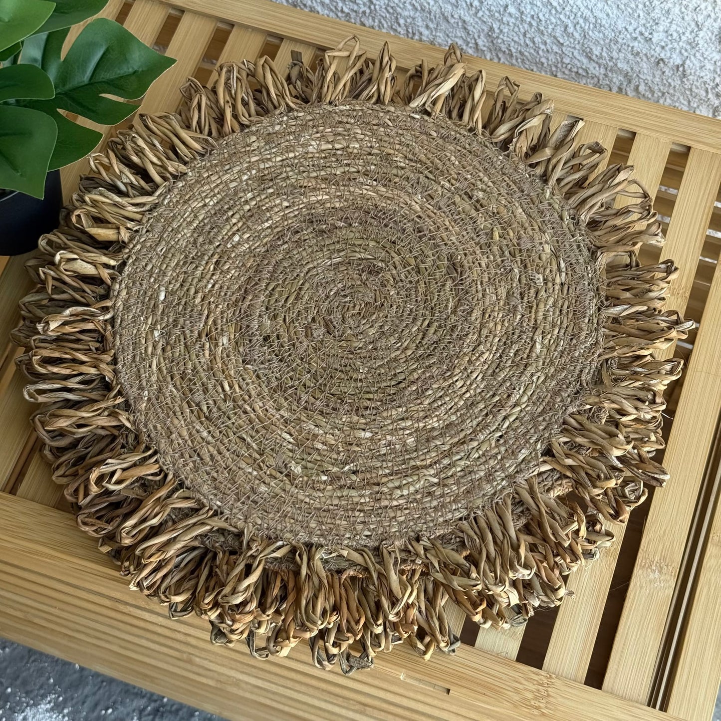 SVR Püskülü Amerikan Servisi Yuvarlak Hasır 6 Adet