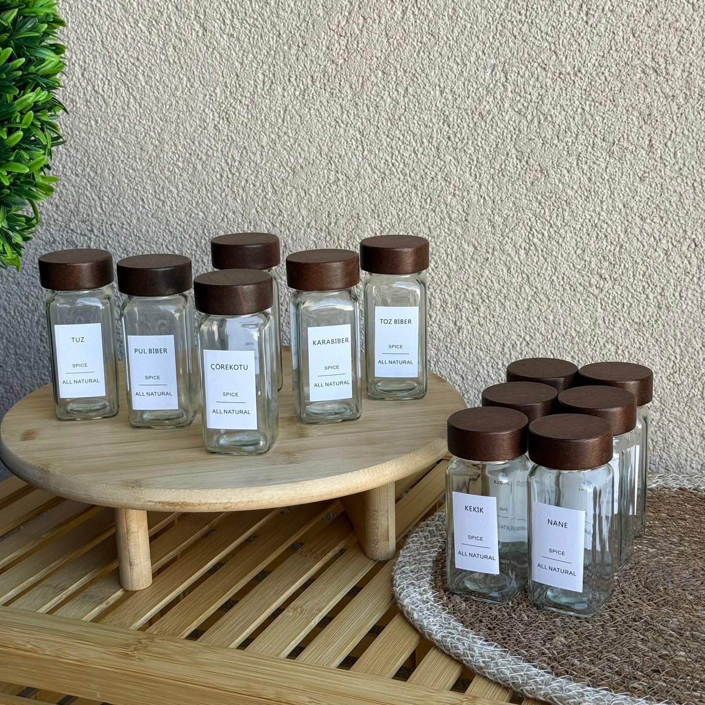 Utku Kare Akasya Kapaklı Baharatlık Seti 12 Adet Cam 120 ml