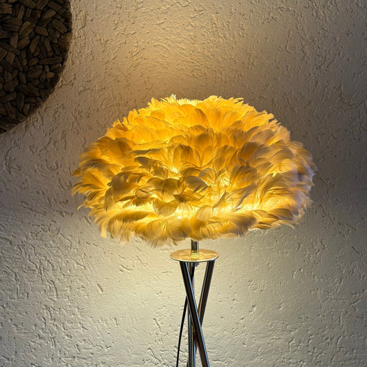 Exclusive Metal Ayaklı Tüy Lambader Krem-Gold 1,55 cm