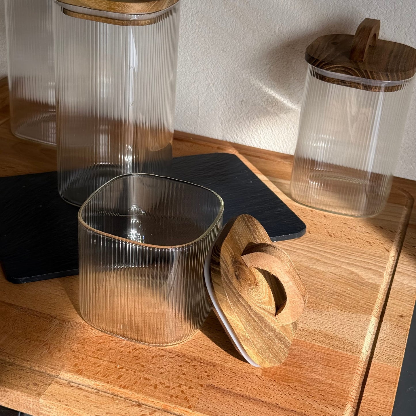 Regina 4 Lü Kare Çizgili Kavanoz Seti Akasya Ağacı Kapaklı