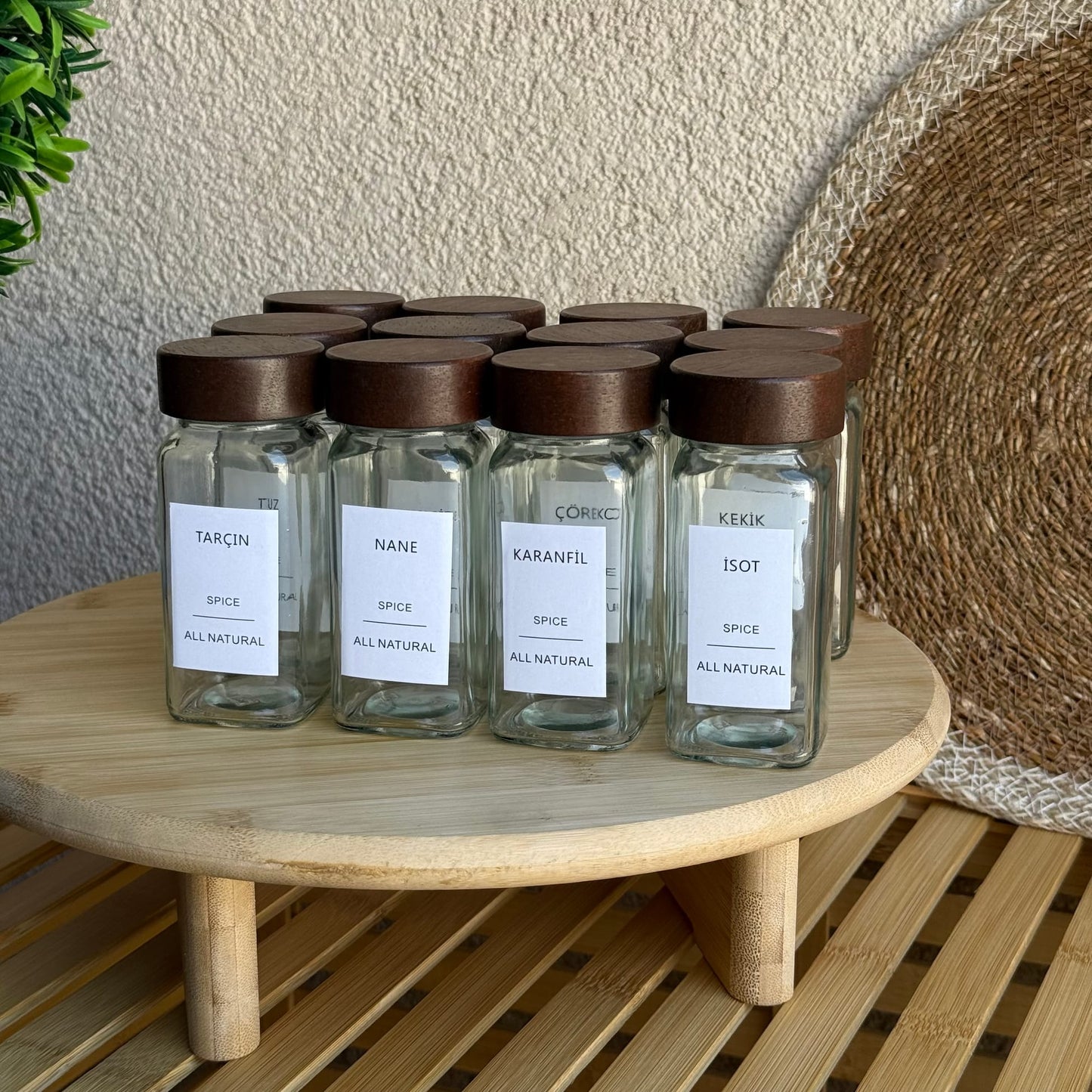 Utku Kare Akasya Kapaklı Baharatlık Seti 12 Adet Cam 120 ml