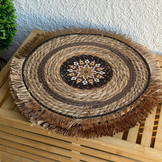 Püskülü Desenli Yuvarlak Hasır Amerikan Servisi 6 Adet