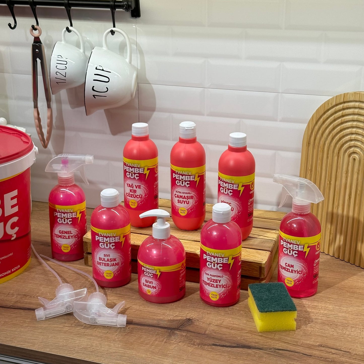 EVANEV Pembe Güç 12 Parça Yüksek Kaliteli Temizlik Ürünleri Tek Kovada (1 Hafta Tanıtım Fiyatı)