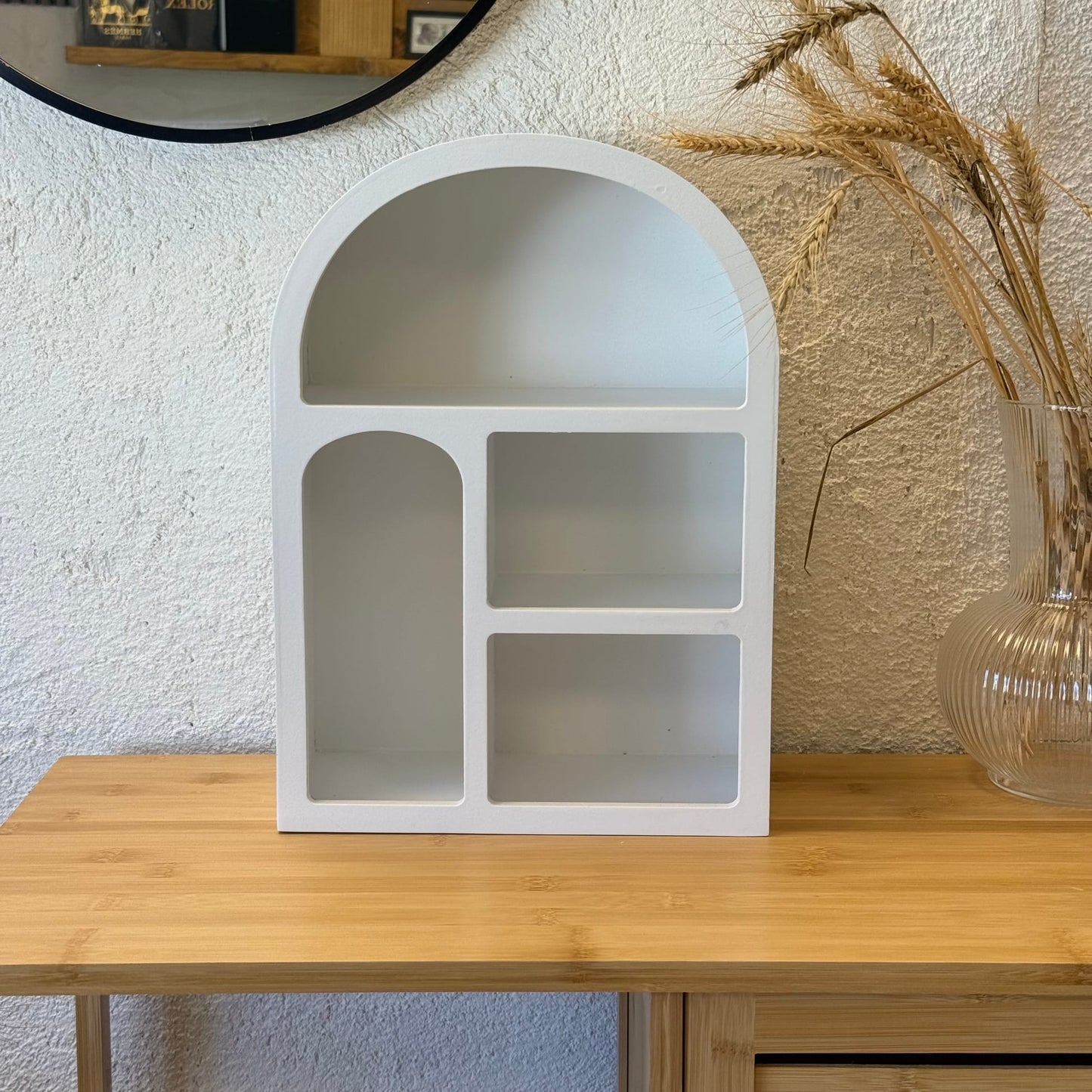 İskandinav Ahşap Dekoratif Duvar Rafı 35,5X26X14 CM