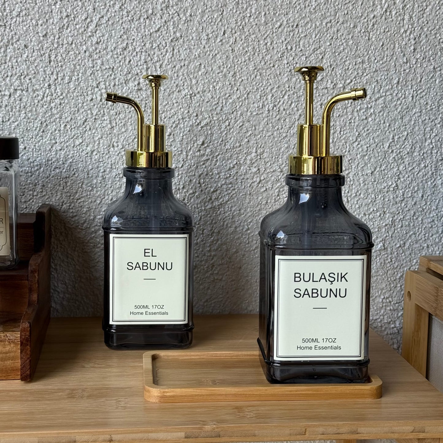 Lucia Bambu Standlı İkili Cam Kare Sıvı Sabunluk Seti Füme 500 ml