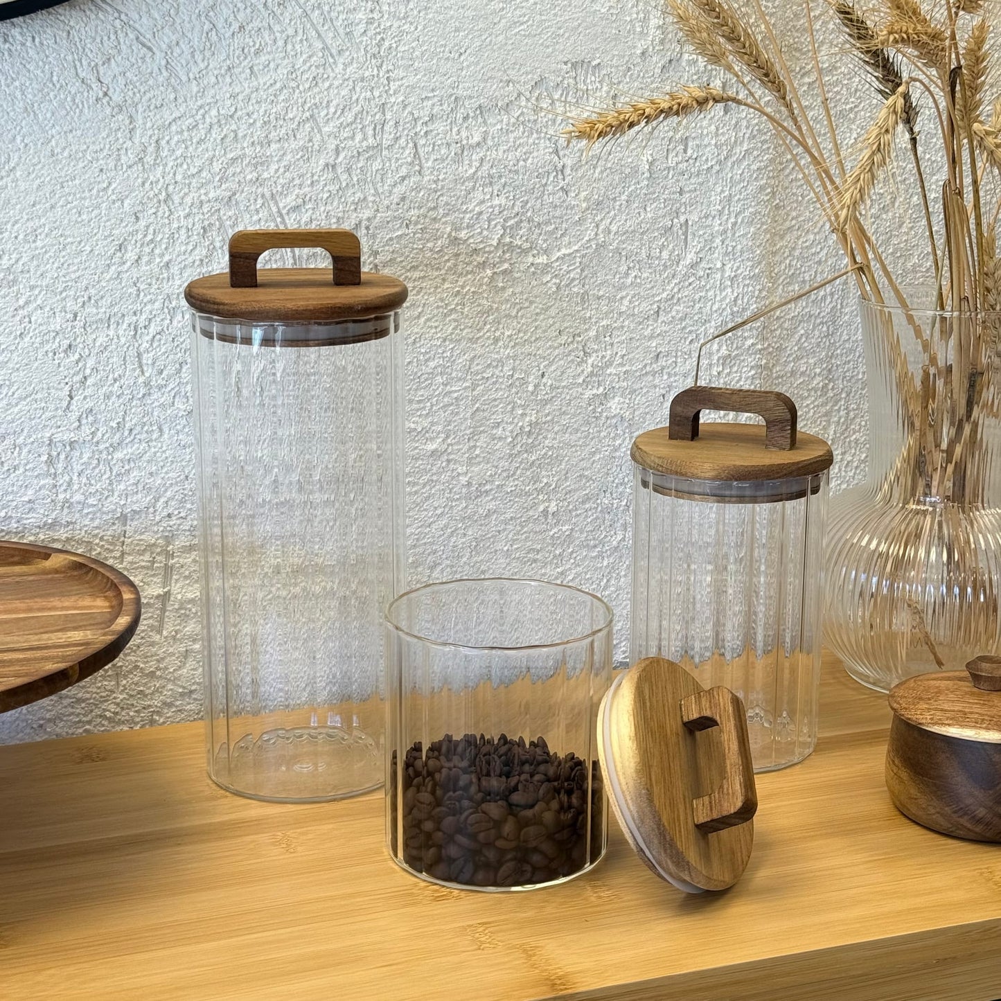 Liza 3 Boy Çizgili Silindir Akasya Ağacı Kapaklı Kavanoz Seti 650 ml, 950 ml, 1550 ml