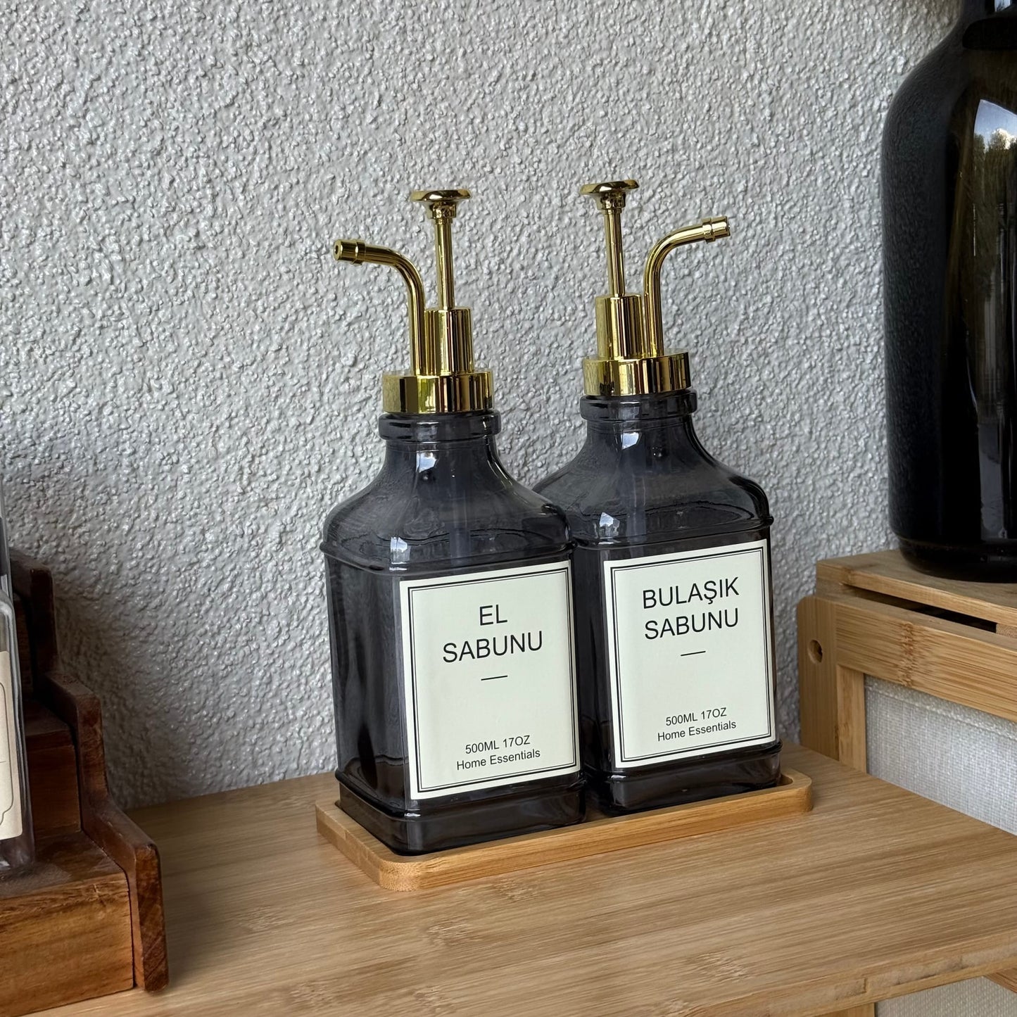 Lucia Bambu Standlı İkili Cam Kare Sıvı Sabunluk Seti Füme 500 ml