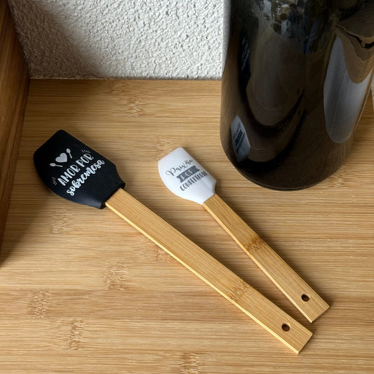 Medusa İki Boy Bambu Saplı Silikon Spatula Seti 27 cm ,18 cm Siyah-Beyaz