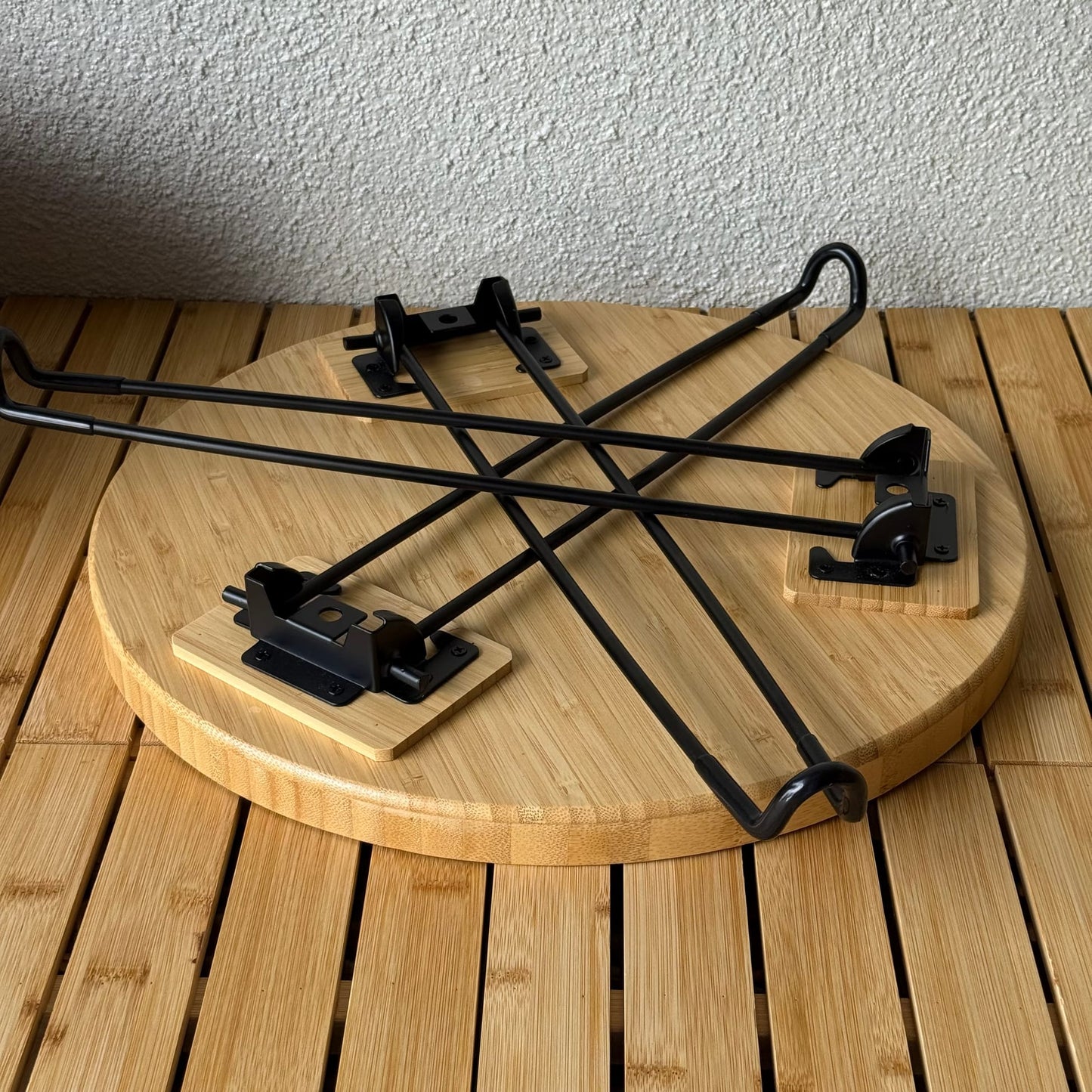 Morena Yuvarlak Metal Ayaklı Katlanır Bambu Sehpa 45x45x46 CM