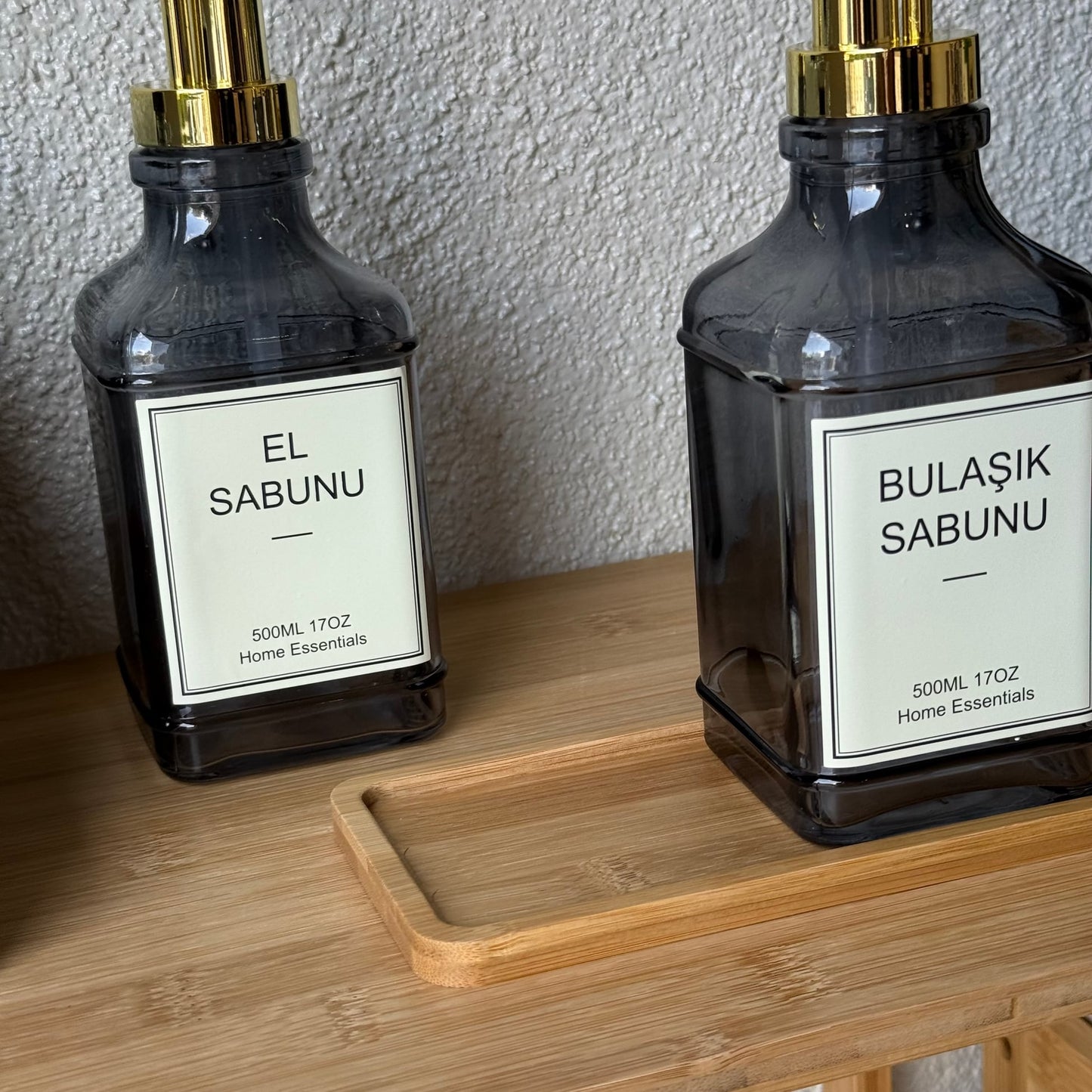 Lucia Bambu Standlı İkili Cam Kare Sıvı Sabunluk Seti Füme 500 ml