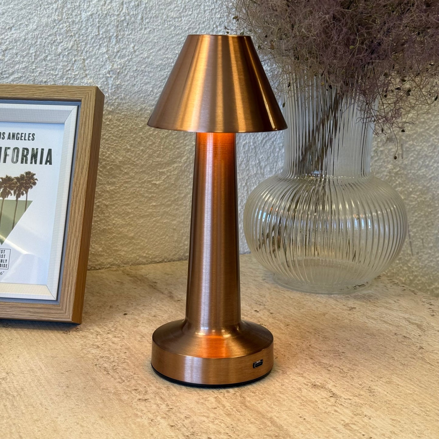 Mira Konik Masaüstü, 3 Fonksiyonlu Led Lamba Şarjlı 23 cm Rose