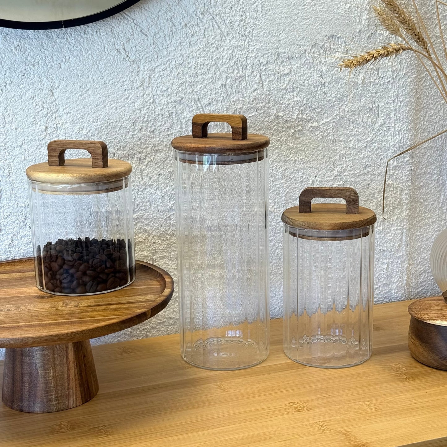 Liza 3 Boy Çizgili Silindir Akasya Ağacı Kapaklı Kavanoz Seti 650 ml, 950 ml, 1550 ml