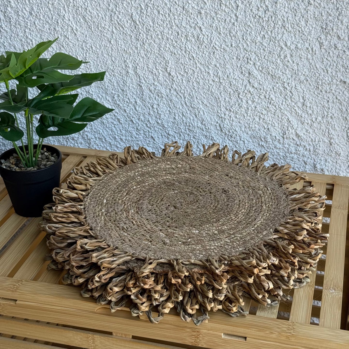 SVR Püskülü Amerikan Servisi Yuvarlak Hasır 6 Adet