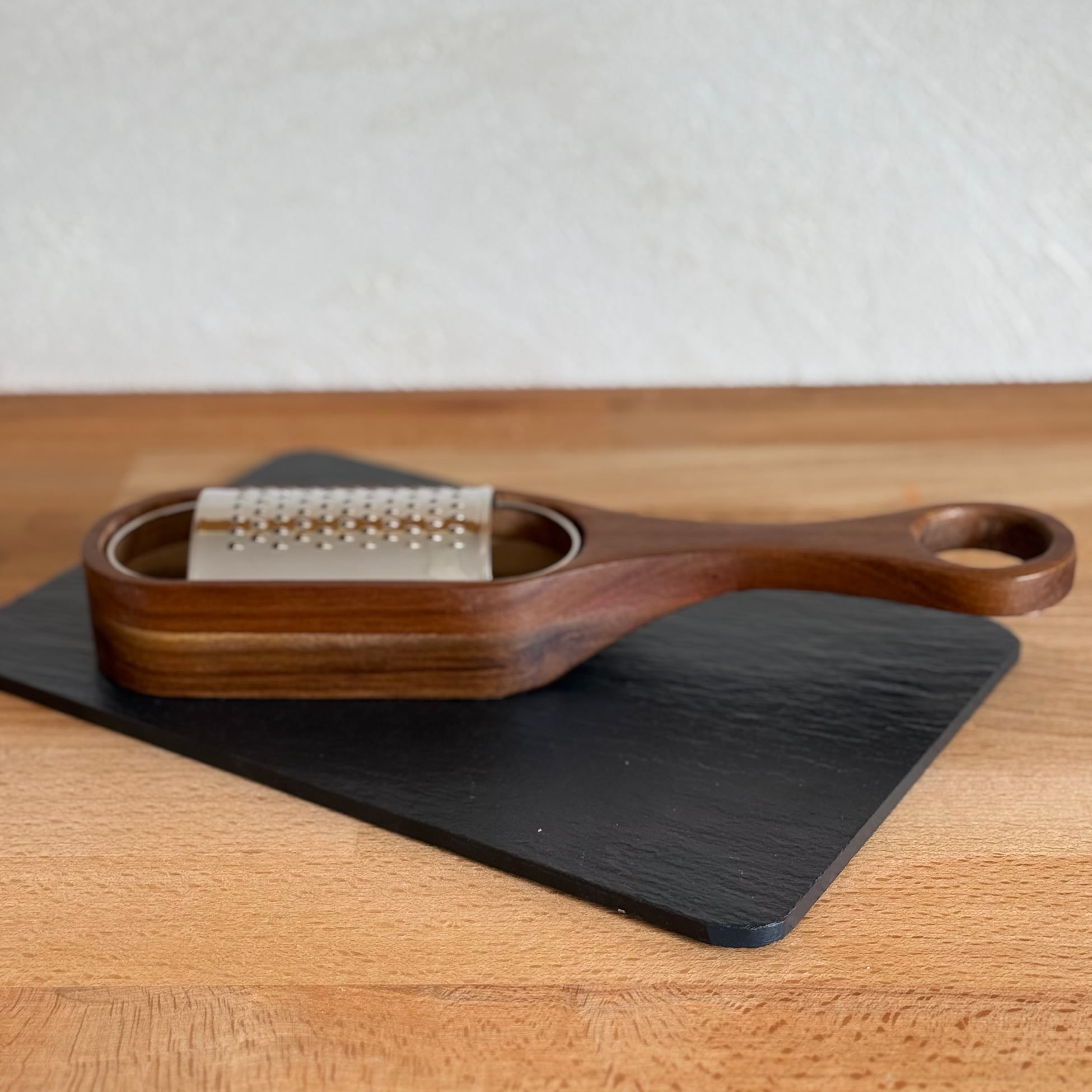 Akasya Ağacı Tutmalı Sarımsak Rende 30x6,5x3,5 cm (SÜPER FİYAT)