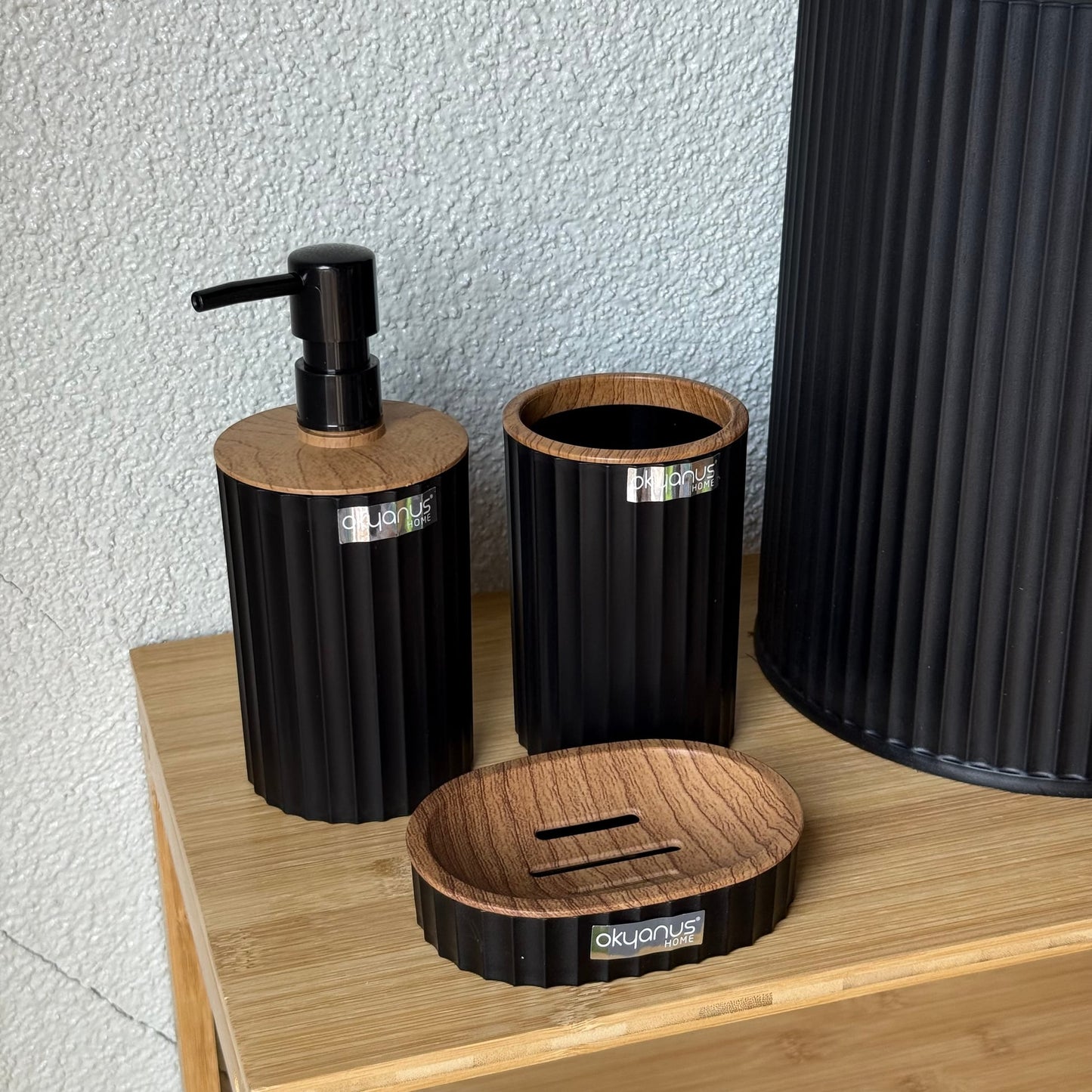 Coliseum Akrilik Banyo Seti 5 Parça Siyah