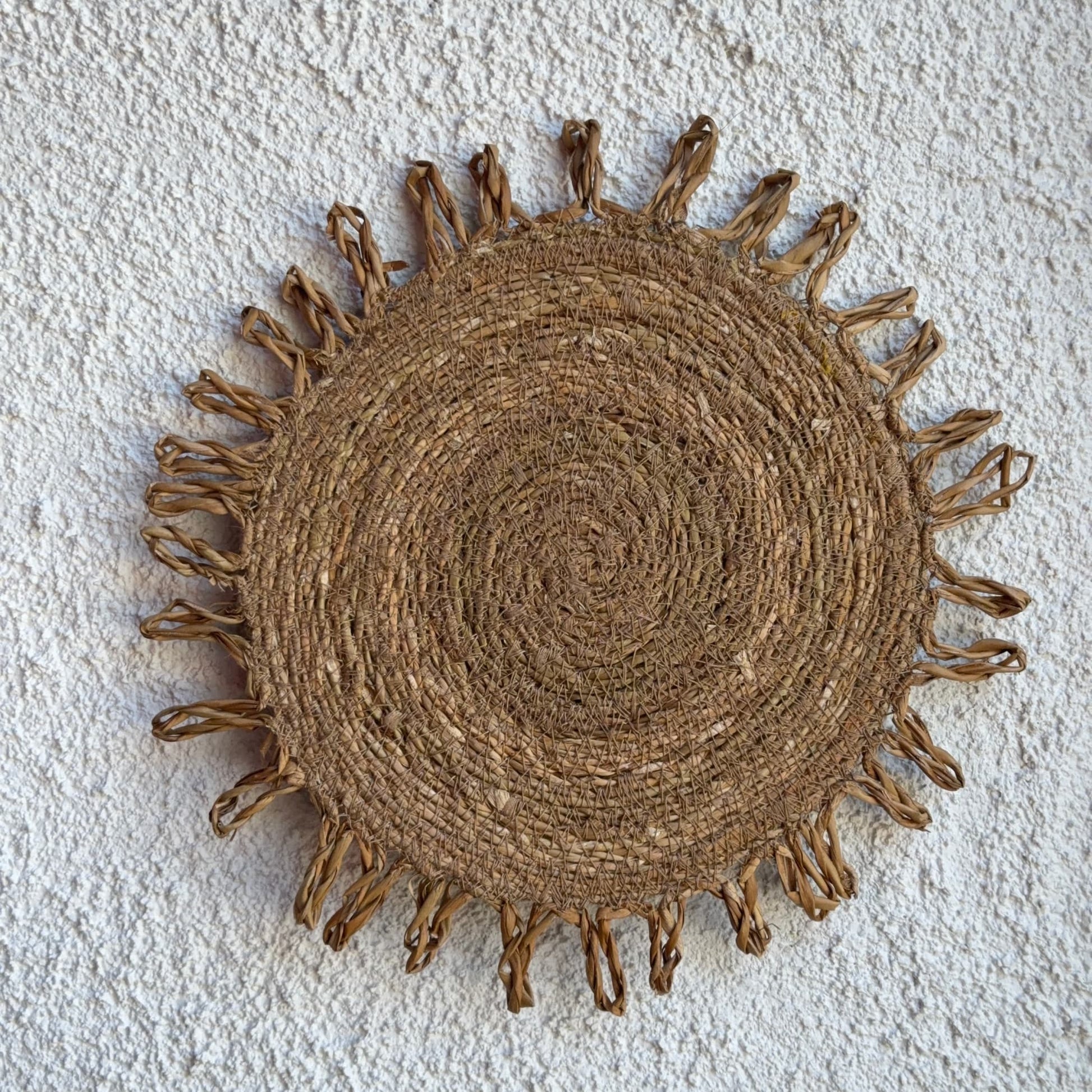 SVR Püskülü Amerikan Servisi Yuvarlak Hasır 6 Adet